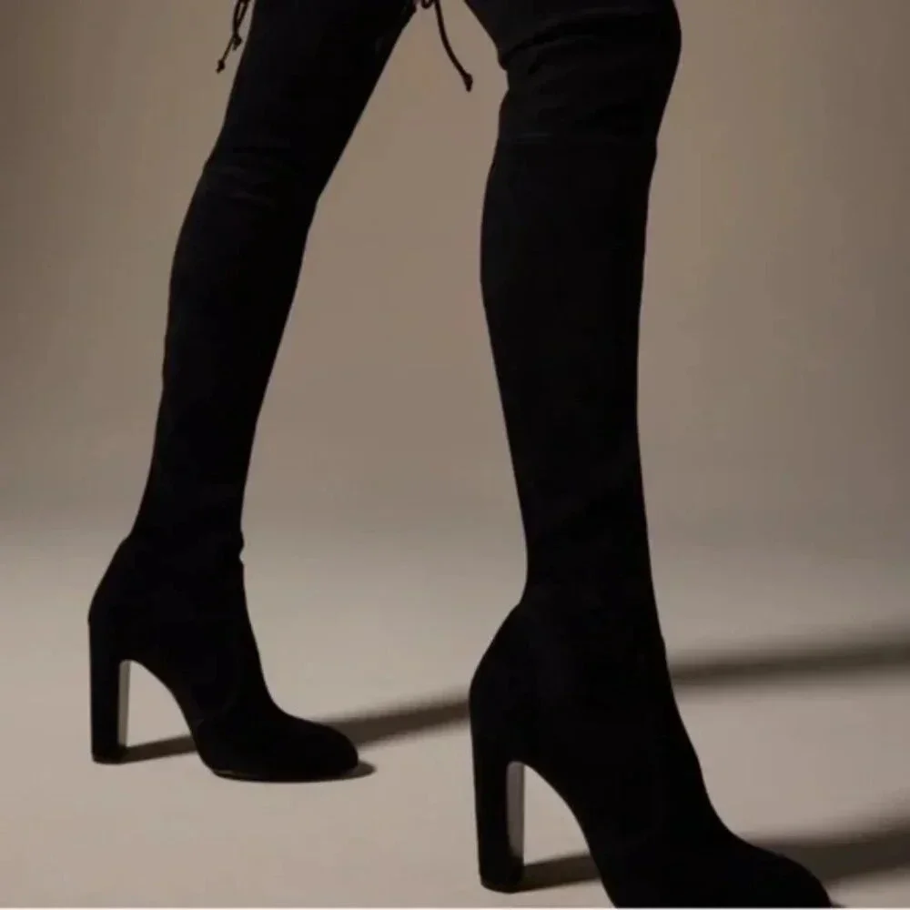 Stuart Weitzman Vidaland Convertible Boot in Black Crushed Velvet. Sz: 6.5